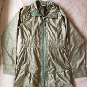 Athleta rain coat, size S